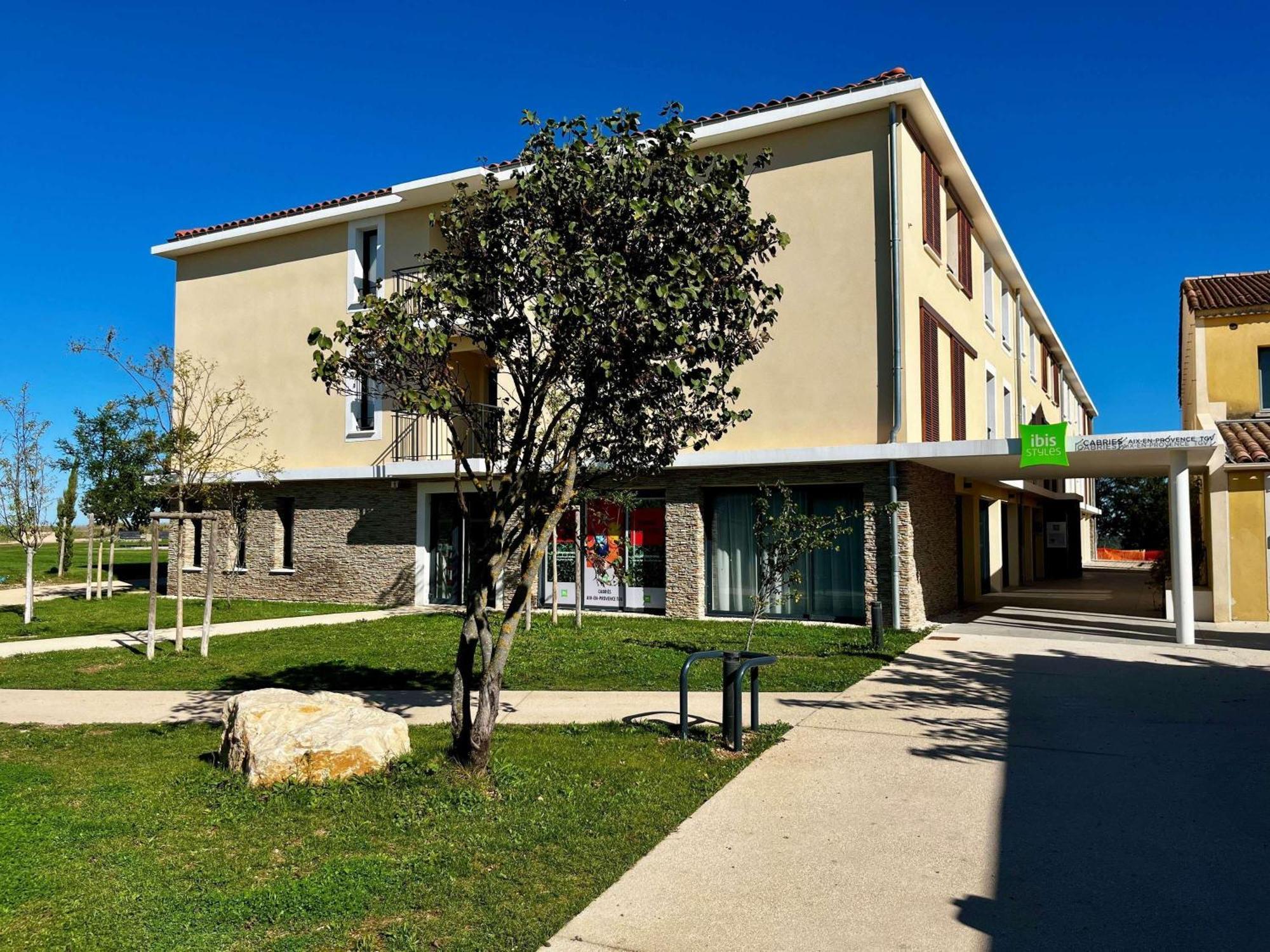 Ibis Styles Cabries Aix-En-Provence Tgv Hotel Exterior foto