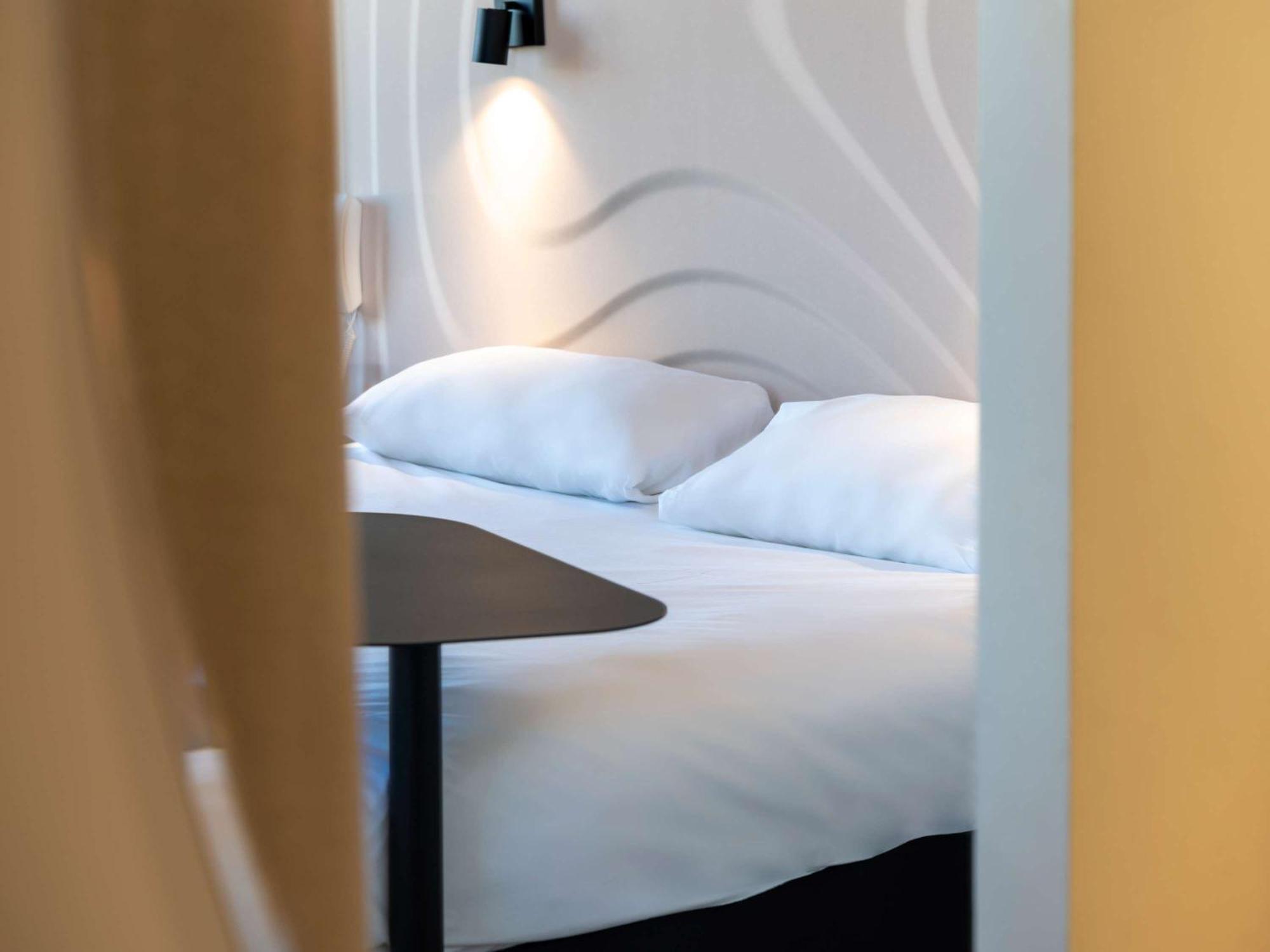 Ibis Styles Cabries Aix-En-Provence Tgv Hotel Exterior foto